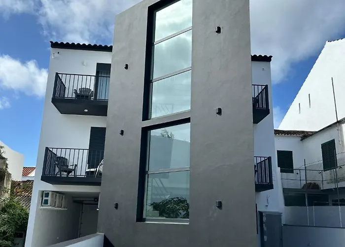 The Rock Πόντα Ντελγκάντα