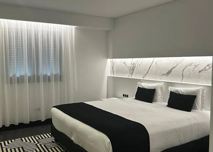 The Rock Maison d'hôtes Ponta Delgada