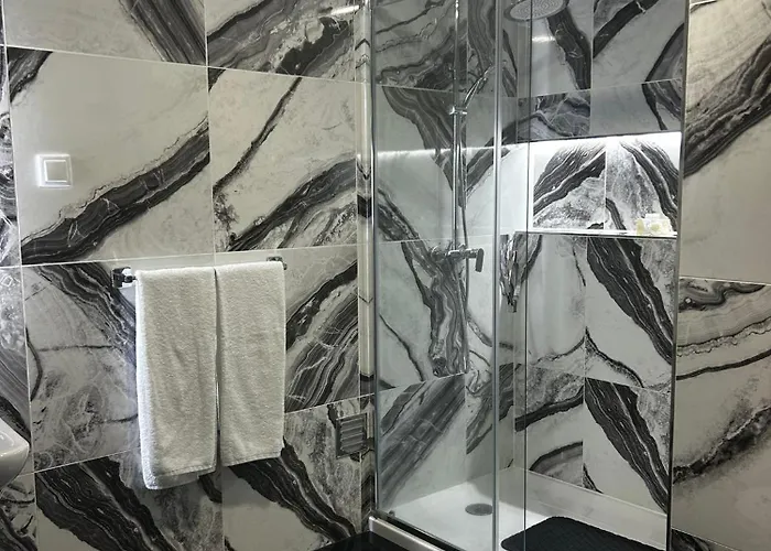 The Rock Понта-Делгада