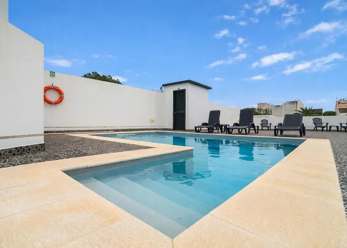 The Rock Πανσιόν