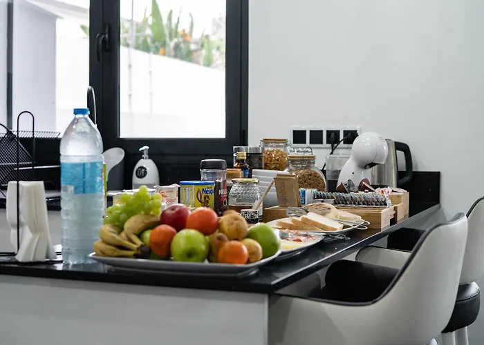 Гостевой дом The Rock Понта-Делгада