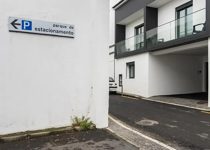 Πανσιόν The Rock 3*