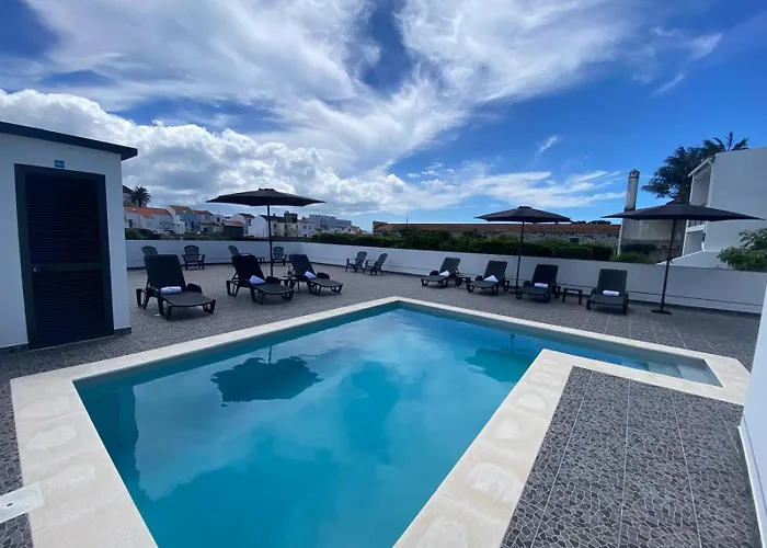 Πανσιόν The Rock Πόντα Ντελγκάντα